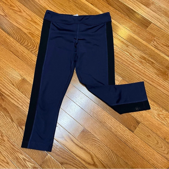 Zumba Wear XSpicy Navy Blue Capri Leggings - Size XS - VGUC - Navy Blue/Black - Picture 1 of 10